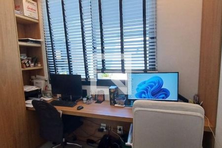Casa à venda com 202m², 4 quartos e 2 vagas
