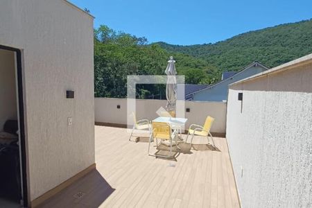 Casa à venda com 202m², 4 quartos e 2 vagas