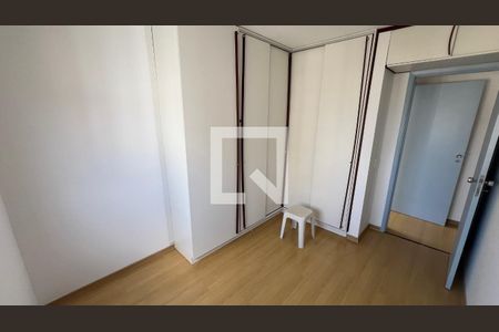 Apartamento à venda com 70m², 3 quartos e 1 vagaQuarto 2