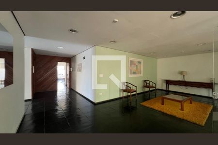 Apartamento à venda com 70m², 3 quartos e 1 vagaHall de entrada
