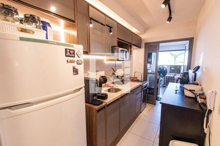 Apartamento à venda com 108m², 3 quartos e 2 vagas Apartamento à venda com 108m², 3 quartos e 2 vagasCozinha