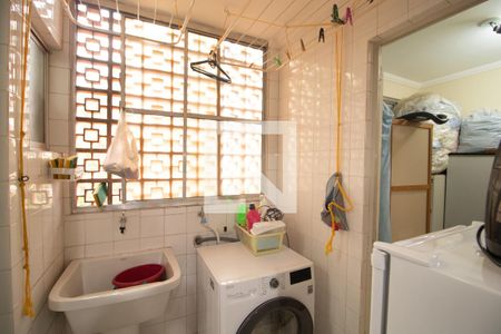 Apartamento à venda com 70m², 3 quartos e 1 vaga Apartamento à venda com 70m², 3 quartos e 1 vagaÁrea de Serviço