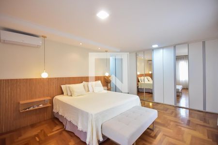 Casa à venda com 589m², 4 quartos e 6 vagas Casa à venda com 589m², 4 quartos e 6 vagasSuíte 2