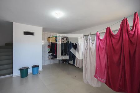 Casa à venda com 170m², 3 quartos e 2 vagasÁrea de Serviço