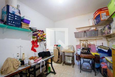 Casa à venda com 250m², 3 quartos e 3 vagas Casa à venda com 250m², 3 quartos e 3 vagasEdícula - Quarto 2