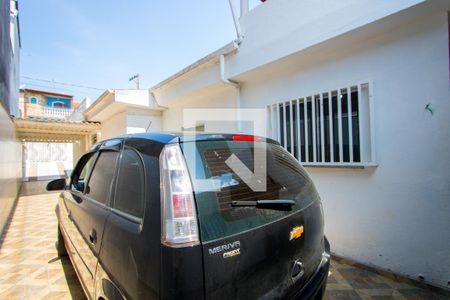 Casa à venda com 250m², 3 quartos e 3 vagas Casa à venda com 250m², 3 quartos e 3 vagasQuintal