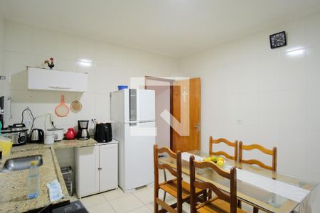 Casa à venda com 130m², 3 quartos e 2 vagasCozinha 1