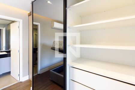 Apartamento à venda com 68m², 1 quarto e 1 vagaSuíte