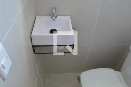 Casa à venda com 110m², 2 quartos e sem vagaLavabo 