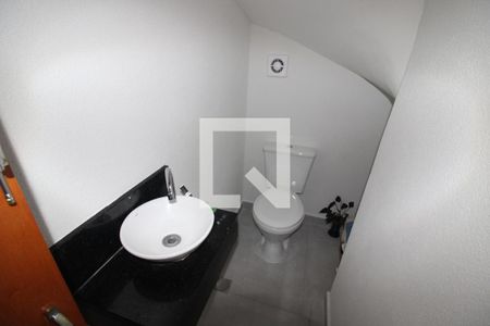 Casa à venda com 105m², 3 quartos e 2 vagasLavabo