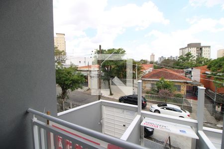 Casa à venda com 105m², 3 quartos e 2 vagasQuarto 3 - Varanda