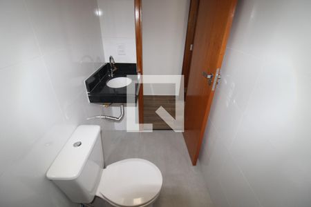 Casa à venda com 105m², 3 quartos e 2 vagasBanheiro