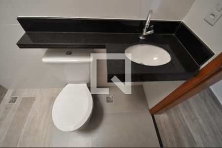 Casa à venda com 119m², 3 quartos e 2 vagasBanheiro Social