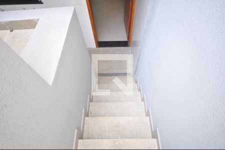 Casa à venda com 119m², 3 quartos e 2 vagasEscada de Acesso à churrasqueira