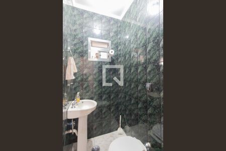 Lavabo de casa para alugar com 3 quartos, 240m² em Conjunto Residencial José Bonifácio, São Paulo