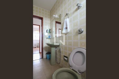 Apartamento à venda com 64m², 3 quartos e 2 vagasBanheiro