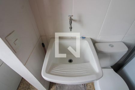 Apartamento à venda com 64m², 3 quartos e 2 vagasÁrea de Serviço e banheiro de serviço