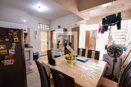 Apartamento à venda com 80m², 2 quartos e 1 vagaCozinha