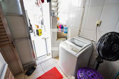 Apartamento à venda com 80m², 2 quartos e 1 vagaÁrea de Serviço