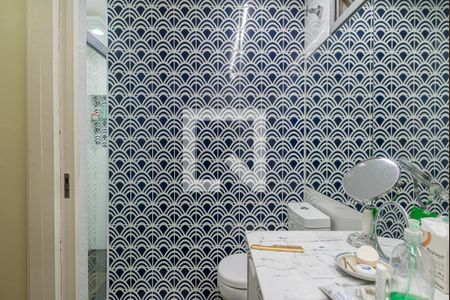 Apartamento à venda com 156m², 3 quartos e 2 vagas Apartamento à venda com 156m², 3 quartos e 2 vagasBanheiro da Suíte