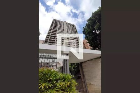 Apartamento à venda com 156m², 3 quartos e 2 vagas Apartamento à venda com 156m², 3 quartos e 2 vagasFachada