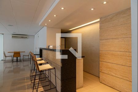 Apartamento à venda com 156m², 3 quartos e 2 vagas Apartamento à venda com 156m², 3 quartos e 2 vagasÁrea comum - Salão de festas