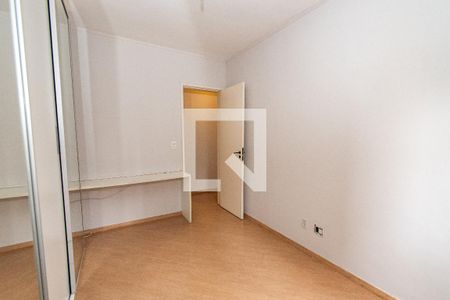 Apartamento à venda com 105m², 3 quartos e 2 vagas Apartamento à venda com 105m², 3 quartos e 2 vagasQuarto 1