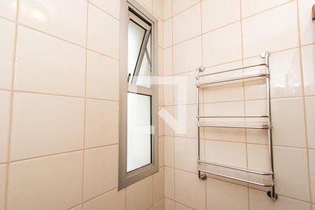 Apartamento à venda com 105m², 3 quartos e 2 vagas Apartamento à venda com 105m², 3 quartos e 2 vagasBanheiro