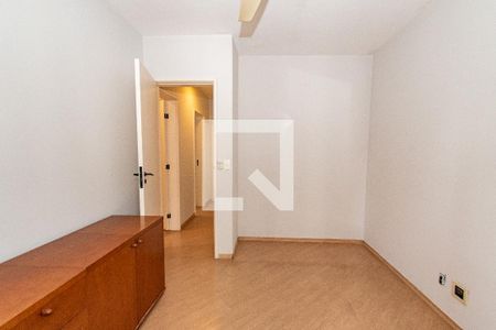 Apartamento à venda com 105m², 3 quartos e 2 vagas Apartamento à venda com 105m², 3 quartos e 2 vagasQuarto 2