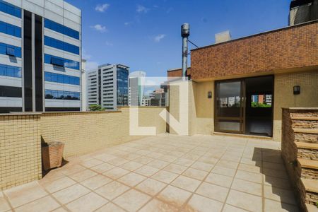 Apartamento à venda com 277m², 3 quartos e 4 vagas Apartamento à venda com 277m², 3 quartos e 4 vagasVaranda da Cobertura