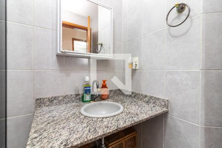 Apartamento à venda com 226m², 2 quartos e 2 vagasBanheiro 2