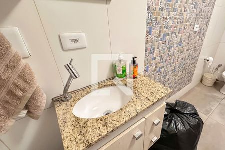 Casa à venda com 268m², 3 quartos e 7 vagas Casa à venda com 268m², 3 quartos e 7 vagasLavabo
