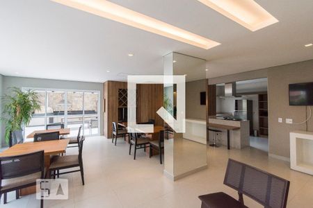 Apartamento à venda com 76m², 3 quartos e 2 vagas Apartamento à venda com 76m², 3 quartos e 2 vagasÁrea comum - Salão de festas