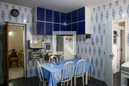 Apartamento à venda com 200m², 3 quartos e 1 vagaCozinha 