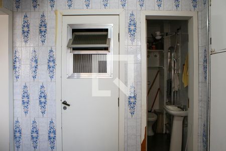 Apartamento à venda com 200m², 3 quartos e 1 vagaÁrea de Serviço 