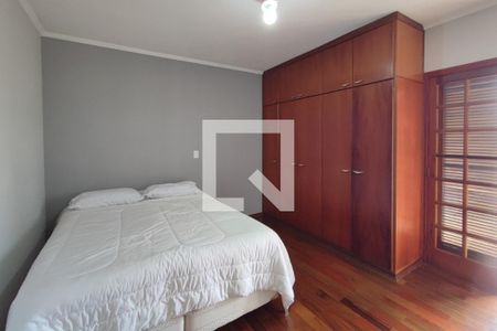 Casa à venda com 250m², 3 quartos e 4 vagasQuarto 3