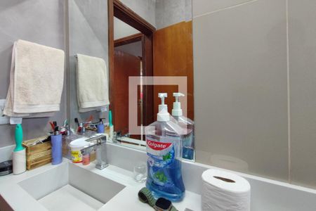 Casa à venda com 250m², 3 quartos e 4 vagasBanheiro Social