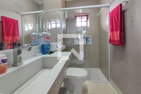 Casa à venda com 250m², 3 quartos e 4 vagasBanheiro Social