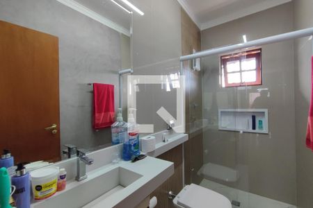 Casa à venda com 250m², 3 quartos e 4 vagasBanheiro Social