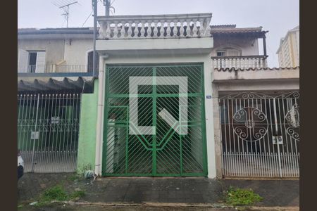 Casa à venda com 119m², 3 quartos e 1 vagaFachada