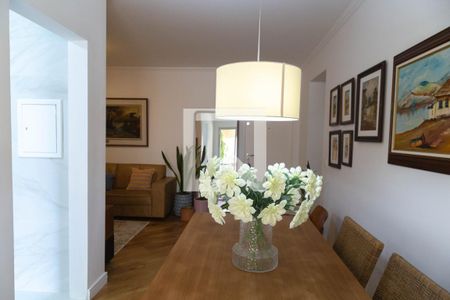 Apartamento à venda com 66m², 2 quartos e 1 vaga Apartamento à venda com 66m², 2 quartos e 1 vagaSala de Jantar