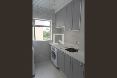 Apartamento à venda com 66m², 2 quartos e 1 vaga Apartamento à venda com 66m², 2 quartos e 1 vagaÁrea de Serviço