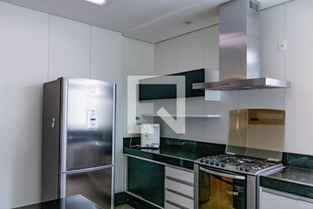 Casa à venda com 436m², 4 quartos e 6 vagasCozinha