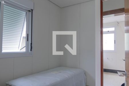 Casa à venda com 436m², 4 quartos e 6 vagasQuarto de Serviço