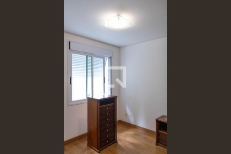 Casa à venda com 436m², 4 quartos e 6 vagasQuarto 4