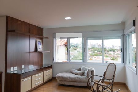 Casa à venda com 436m², 4 quartos e 6 vagasSala