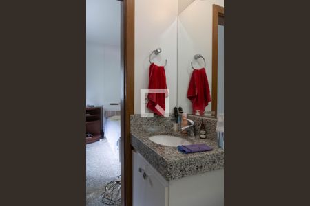 Casa à venda com 436m², 4 quartos e 6 vagasQuarto 5