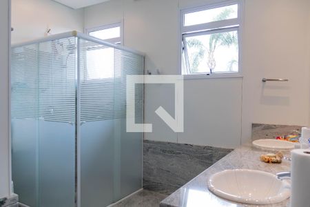 Casa à venda com 436m², 4 quartos e 6 vagasQuarto 1