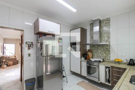 Casa à venda com 117m², 3 quartos e 2 vagas Casa à venda com 117m², 3 quartos e 2 vagasCozinha