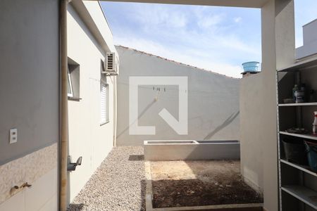 Casa à venda com 230m², 4 quartos e 4 vagasÁrea externa